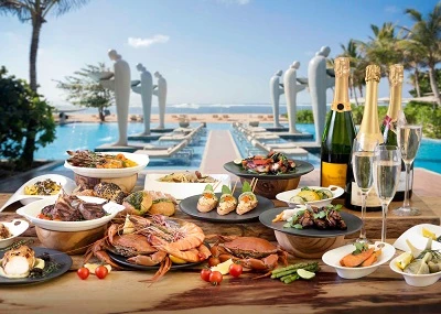 Get AYCE Sunday Polynesian Brunch And Champagne At Bali Hai